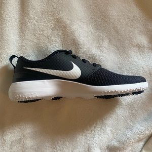 Black Nike Roshe Golf Shoes
